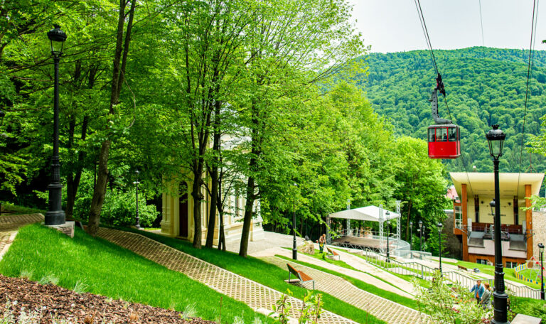 2 PSG edit 0013 amenajare parc Sinaia 6 - Peisagistica